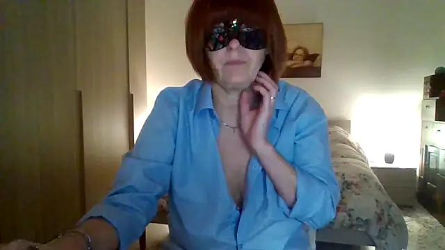 Gattina74 from StripChat