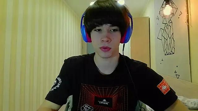 gayGamogey from StripChat