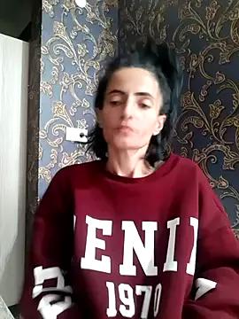 Gecenin_Kralicesi from StripChat is Freechat