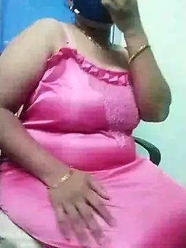 Geetha227 from StripChat