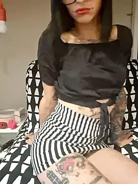 Gemmaviola from StripChat