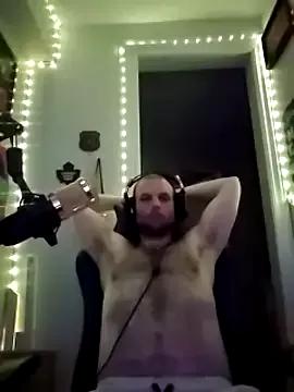 GeneralXMillyX from StripChat