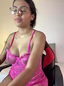 genesissara from StripChat