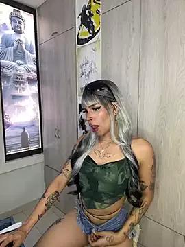gennesisxx from StripChat