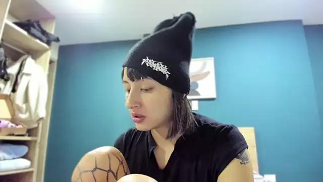 ggor4w33 from StripChat