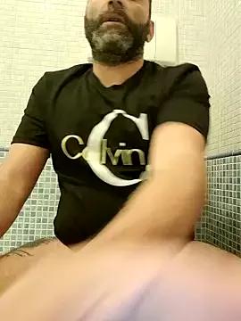 Gigi8412 from StripChat