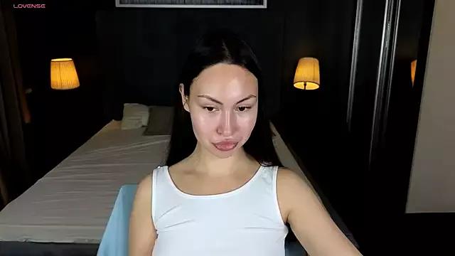 GIGI_BENNET from StripChat