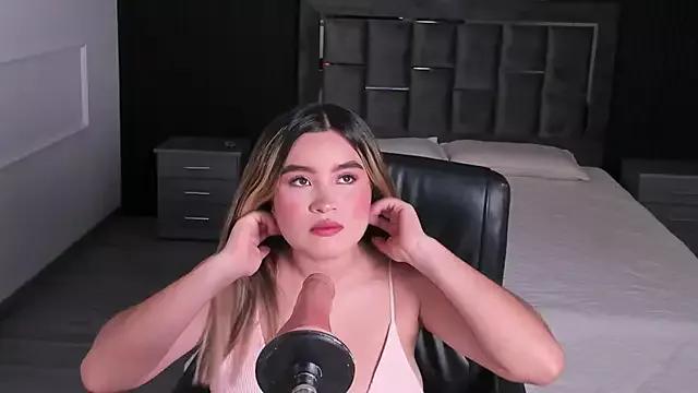 Gigidoll from StripChat