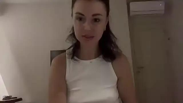 Gilin1 from StripChat