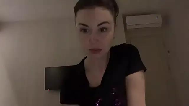 Gilin1 from StripChat