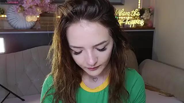 Ginger_Pie from StripChat