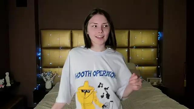 Photos of Ginny_TheGodness from StripChat is Freechat
