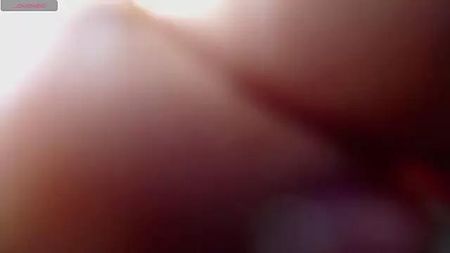 Girls_horny3 from StripChat is Freechat