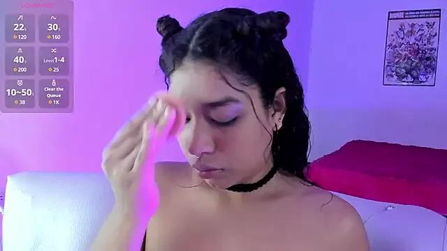 Photos of giselle_upp from StripChat is Freechat