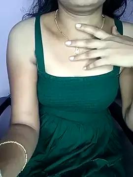 Godavari_pilla webcams show profile image 