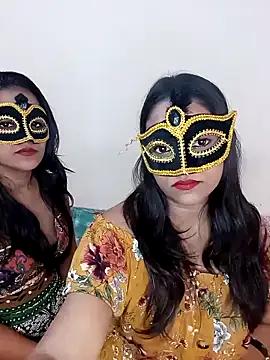 Goddess_Cats_X from StripChat