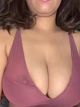 Goddess_Rosey from StripChat is Freechat