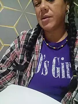 Discover our girls online shows and discover the company of countless livestreamers, with stunning shapes, sex toys and more.