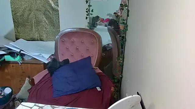 GoddessLorenaTheeSiren from StripChat