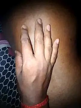 GOLD-COUPLE-2025 from StripChat is Freechat