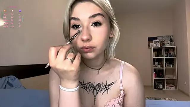 Golden_Vibe from StripChat is Freechat