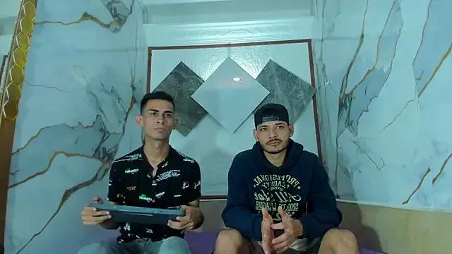 Golldens_Dreamss from StripChat is Freechat