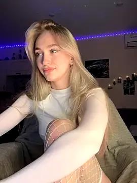 Good__Girl_ from StripChat is Freechat