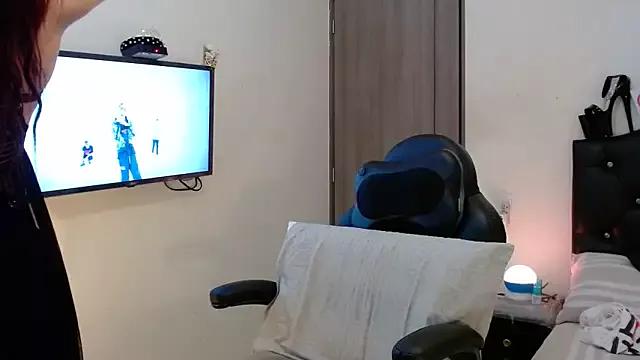 gooddes303salome from StripChat