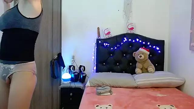 gooddes303salome from StripChat