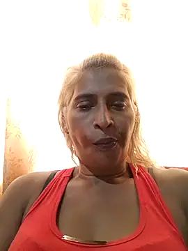 Goodgirlsue_77 from StripChat