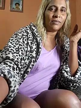 Goodgirlsue_77 from StripChat