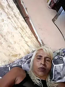 Goodgirlsue_77 from StripChat