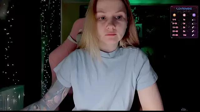 GoodWitch_ from StripChat is Freechat