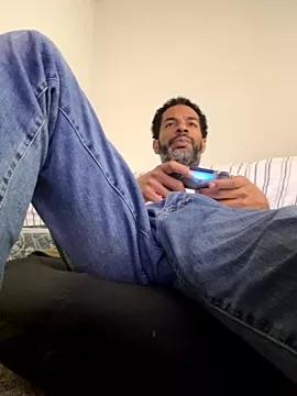 Goonwithoutclinching from StripChat