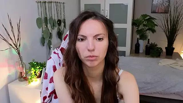 gracedonovan from StripChat is Freechat
