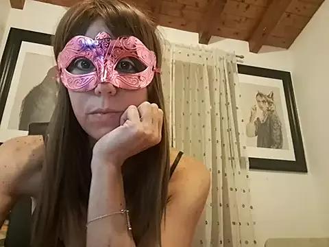 GretaNatural from StripChat is Freechat