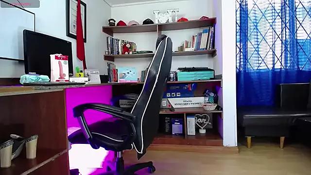 GretaVoss_ from StripChat is Freechat