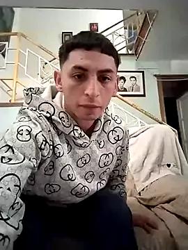 gucciandgreciaa from StripChat