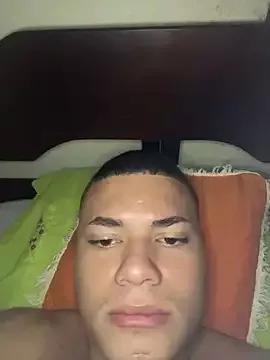 GuilhermelindoXT webcams show profile image 