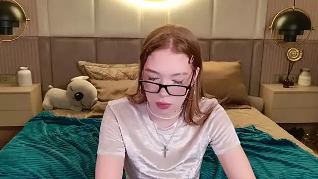 Gwen_Greens webcams show profile image 