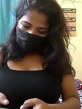 HAANNIAA from StripChat