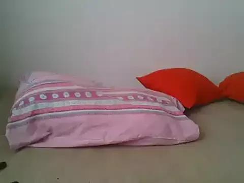 hairygirl80 from StripChat is Freechat