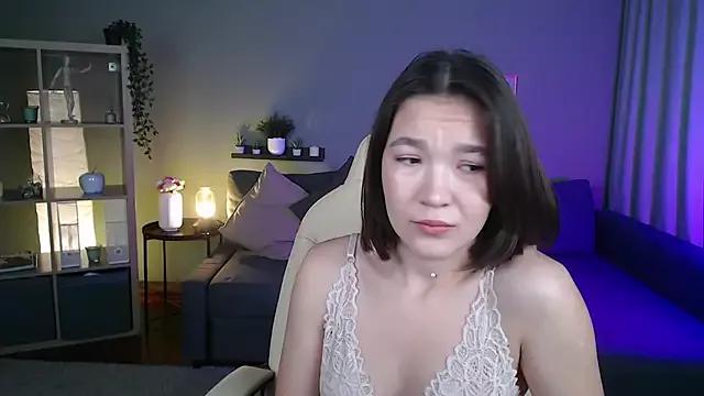 Halle_Berrry from StripChat