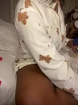 hallobabay67 from StripChat