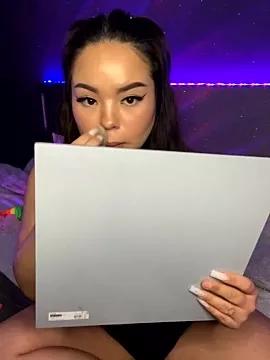 Hana-Noami from StripChat