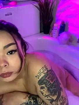Hana-Noami from StripChat