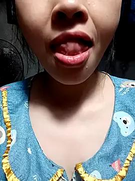 Hana_love20 from StripChat