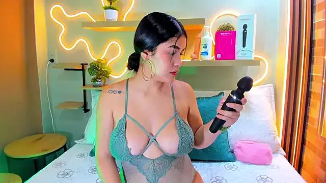 Hanah_Greey from StripChat