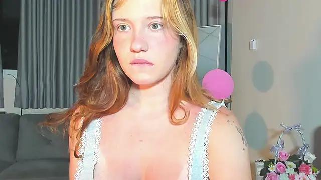 HanahW from StripChat