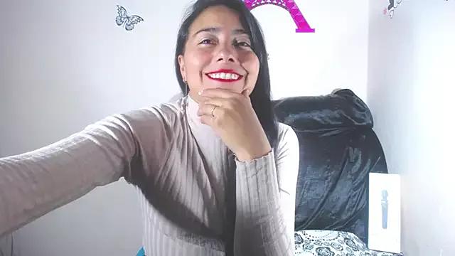 hanna_girl21 from StripChat